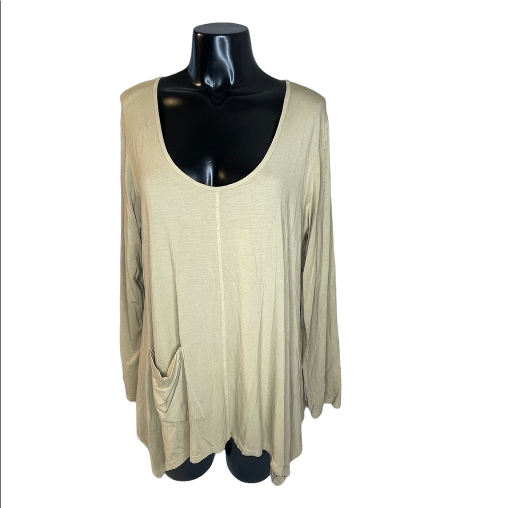 Tarava Women Tunic Top with Pocket. NWT. Size M-L (P2)
